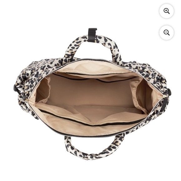 Itzy Ritzy Dream Weekender in Leopard - Picture 2 of 11